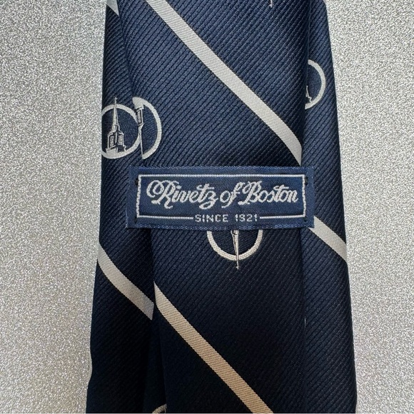 Rivetz of Boston dark blue whitish-silver silk and polyester blend neck tie. - Picture 8 of 9